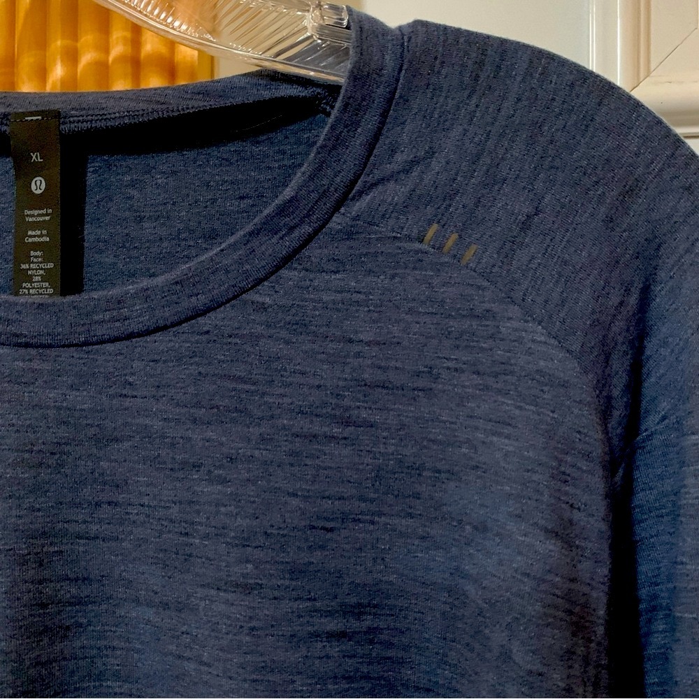 “NEW” Men’s Heathered Blue lululemon Surge LS SZ. S or XL Unisex BNWT
